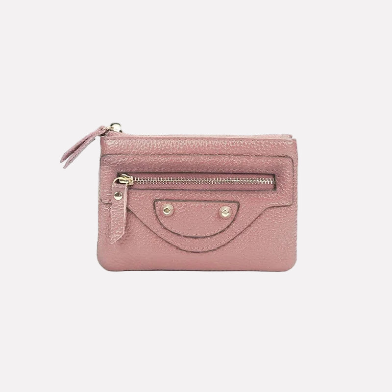 Nora Cardholder
